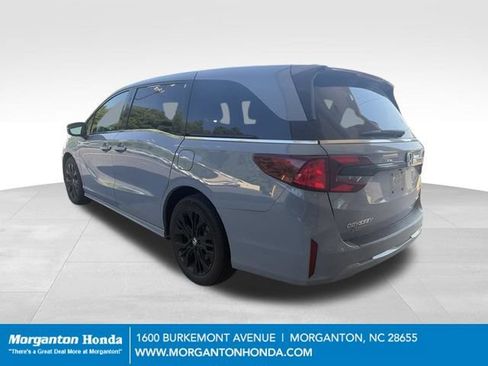 Used 2025 Honda Odyssey Sport-L image 5