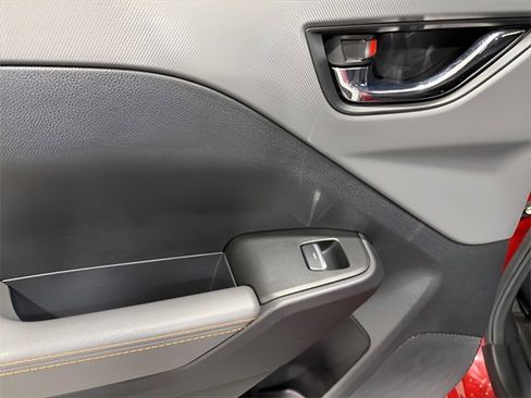 Certified 2025 Subaru Crosstrek 2.5i Limited w/ Popular Package #4A image 25