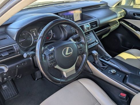 Used 2018 Lexus IS 300 300 w/ Comfort Package image 29