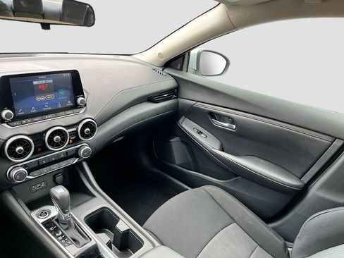 Used 2022 Nissan Sentra SV image 23