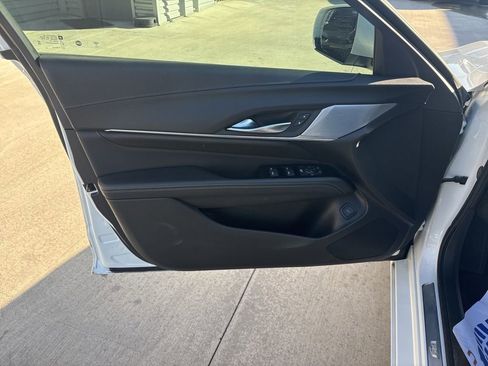 Used 2023 Cadillac CT4 Luxury w/ Sun And Sound Package image 10