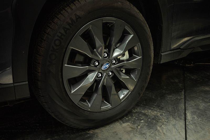 Used 2025 Subaru Outback Onyx Edition AWD/4WD image 3