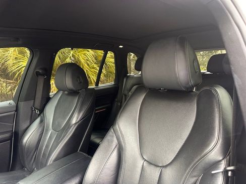 Used 2021 BMW X5 xDrive40i image 11