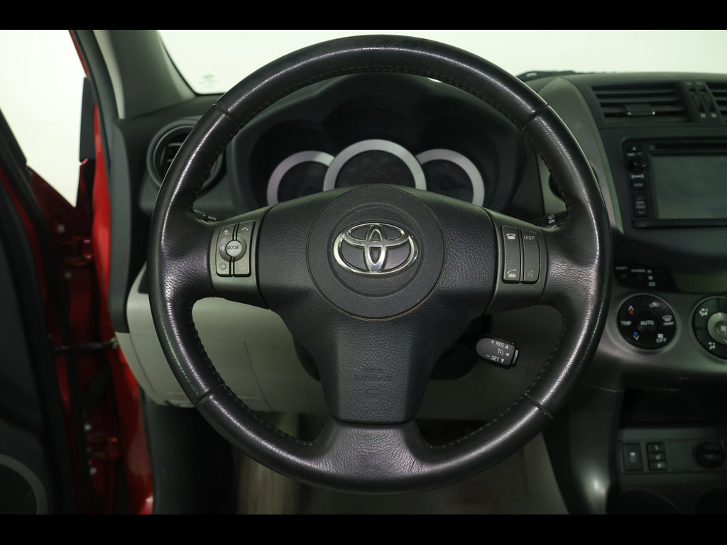 Used 2012 Toyota RAV4 Limited w/ Navigation Value Pkg AWD/4WD image 18