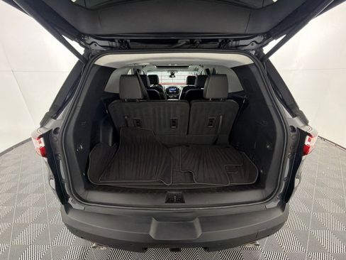 Used 2020 Chevrolet Traverse RS image 20