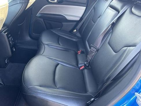 Used 2025 Jeep Compass Limited image 25