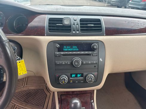 Used 2007 Buick Lucerne CXL image 11