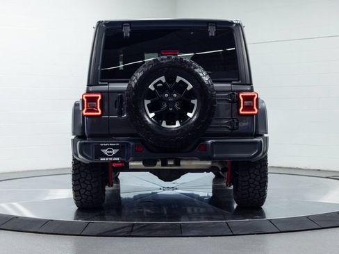 Used 2025 Jeep Wrangler Unlimited Rubicon AWD/4WD image 7