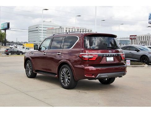 Used 2024 Nissan Armada Platinum w/ Captain's Chairs Package image 4