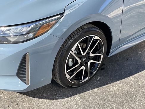 Certified 2024 Nissan Sentra SR w/ SR Premium Package image 24