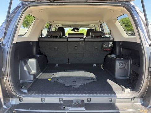 Used 2023 Toyota 4Runner TRD Off-Road Premium w/ Off Road Premium Plus Package image 31