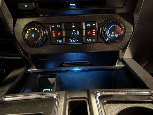 Used 2018 Ford F150 XLT w/ Equipment Group 302A Luxury image 30