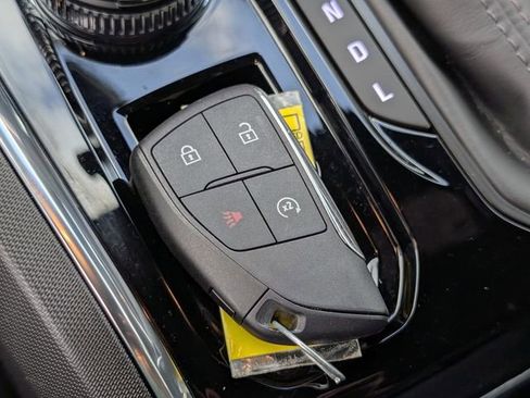 New 2026 GMC Canyon Elevation w/ Convenience Package image 28