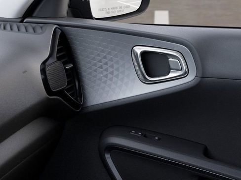 New 2025 Kia Soul S image 26