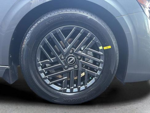 New 2026 Nissan Sentra SV FWD image 12