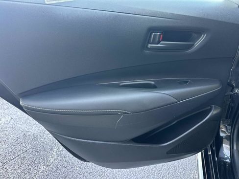Used 2022 Toyota Corolla LE w/ Premium Interior Package FWD image 29