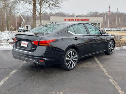 Used 2021 Nissan Altima 2.5 SR w/ SR Premium Package image 24