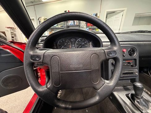 Used 1991 MAZDA MX-5 Miata RWD image 20
