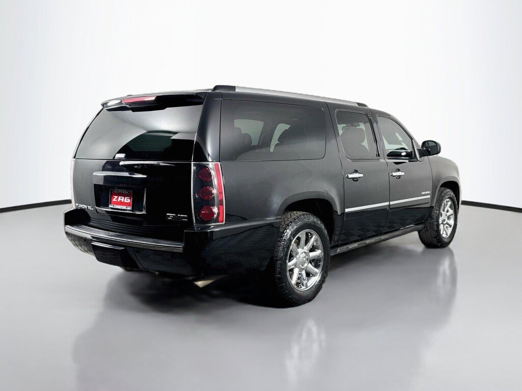 Used 2013 GMC Yukon XL Denali RWD image 5