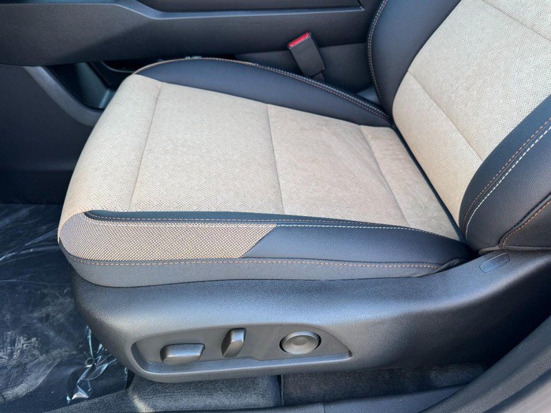 Used 2026 Chevrolet Equinox ACTIV AWD/4WD image 34