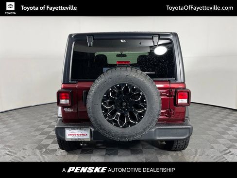 Used 2021 Jeep Wrangler Sport AWD/4WD image 4