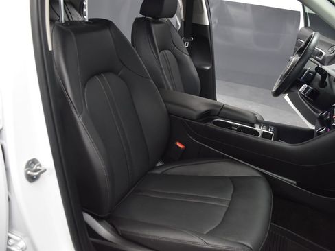 Used 2025 Hyundai Sonata Limited image 26
