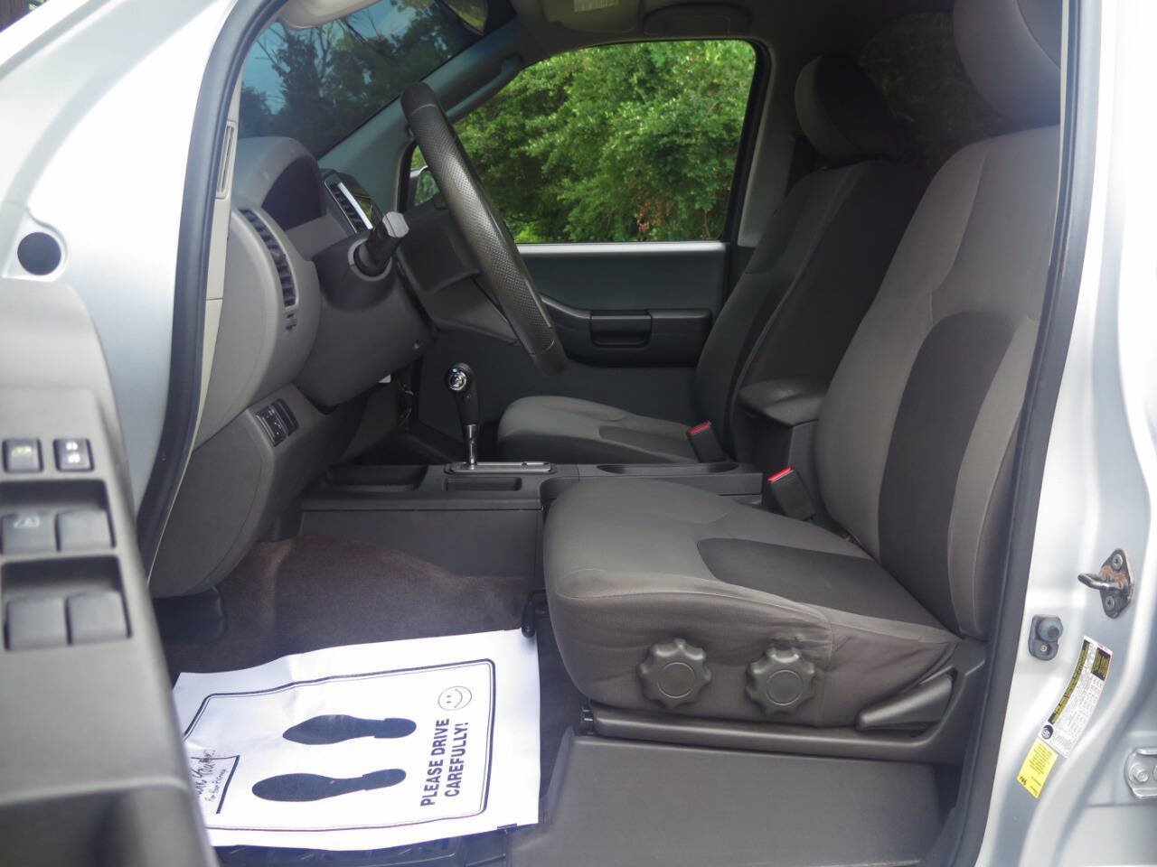 Used 2011 Nissan Xterra S w/ 4X4 Value Package image 12