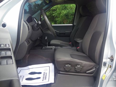 Used 2011 Nissan Xterra S w/ 4X4 Value Package image 12