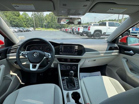Used 2019 Volkswagen Jetta S FWD image 15