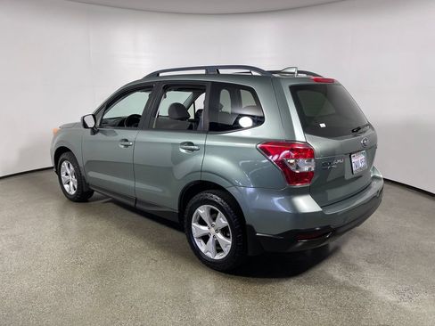 Used 2016 Subaru Forester 2.5i Premium w/ All-Weather Package AWD/4WD image 5