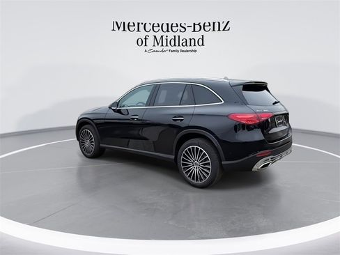 New 2025 Mercedes-Benz GLC 300 image 6