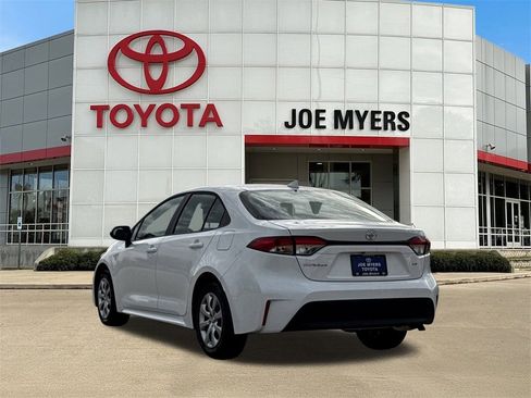 Certified 2026 Toyota Corolla LE image 7