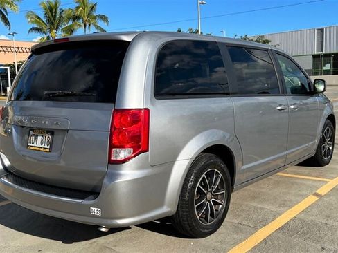 Used 2019 Dodge Grand Caravan GT FWD image 5