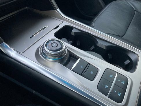 Used 2020 Ford Explorer Limited w/ Class III Trailer Tow Package image 25