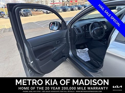 Used 2025 Mitsubishi Outlander Sport ES AWD/4WD image 10