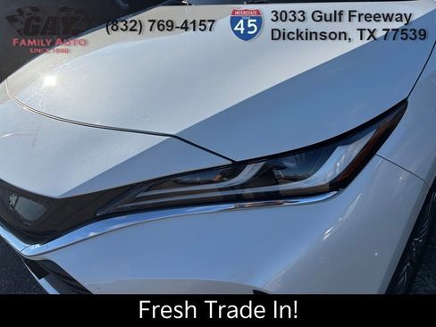 Used 2021 Toyota Venza XLE w/ Softex Package image 10