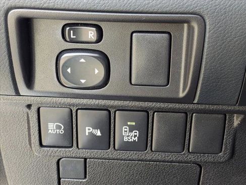 Used 2016 Lexus ES 350 w/ Premium Package w/Wood Trim image 15