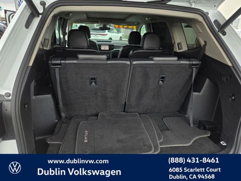 Used 2022 Volkswagen Atlas SEL Premium AWD/4WD image 26