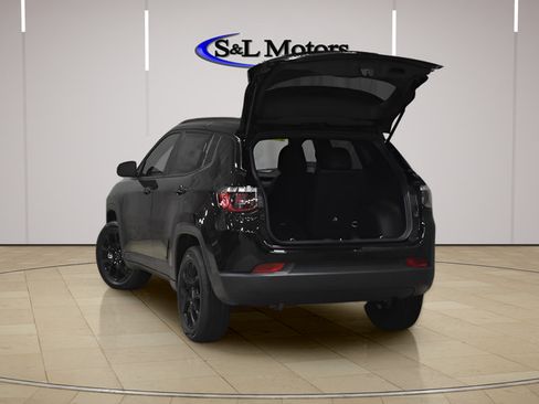 New 2026 Jeep Compass Latitude AWD/4WD image 9