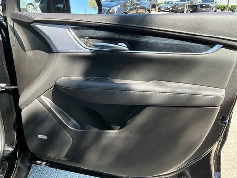 New 2026 Cadillac XT5 Premium Luxury w/ LPO, ONYX Package AWD/4WD image 24