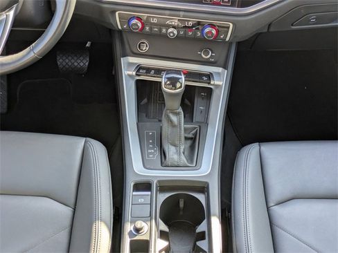 Used 2024 Audi Q3 2.0T Premium image 20