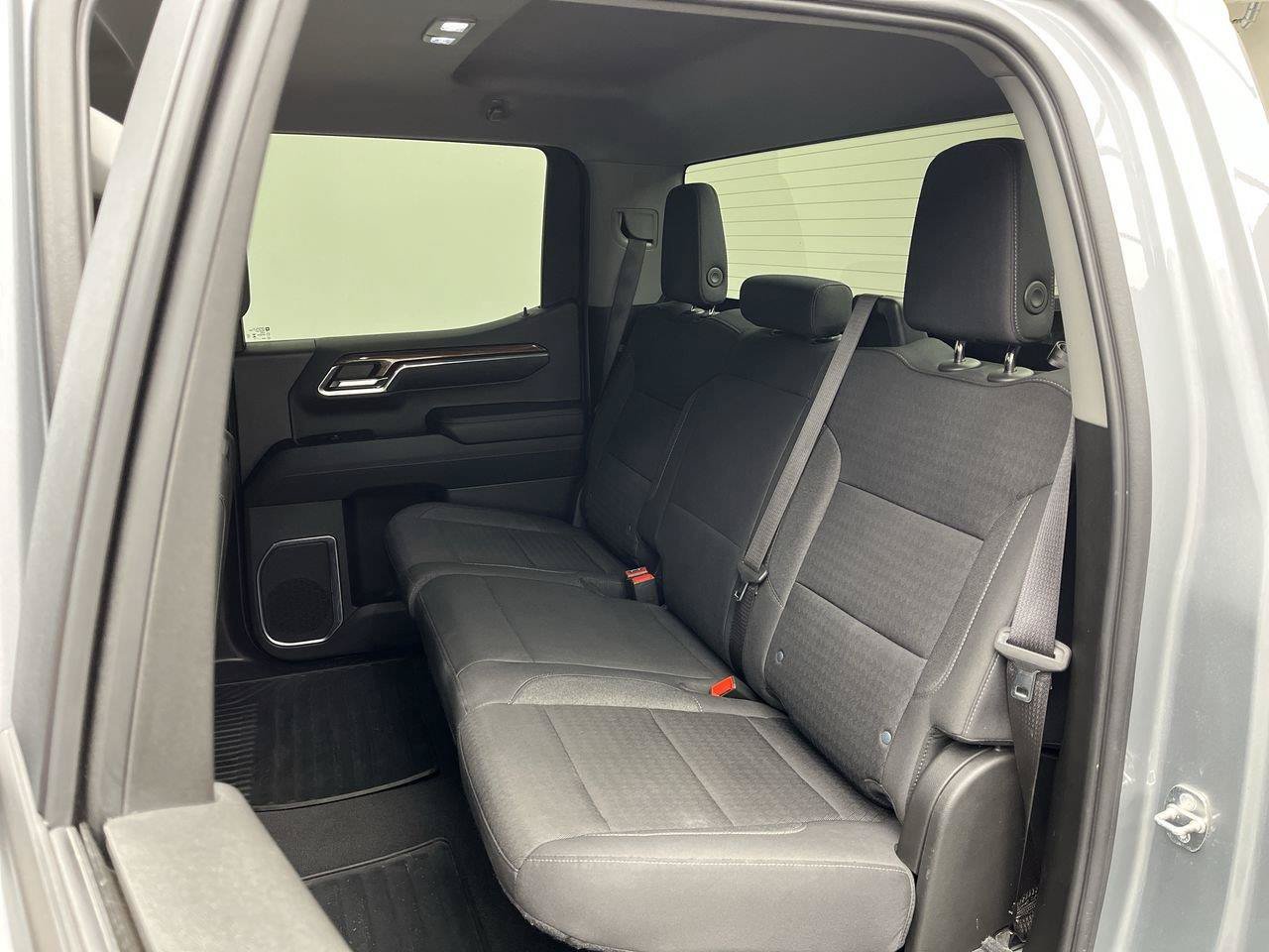 Certified 2024 Chevrolet Silverado 1500 LT AWD/4WD image 12