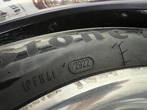 Used 2004 Cadillac XLR image 92