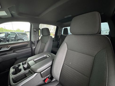 Used 2025 Chevrolet Silverado 2500 LT w/ Convenience Package AWD/4WD image 14