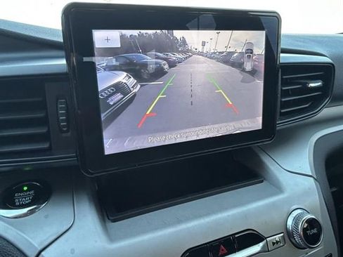 Used 2020 Ford Explorer XLT w/ Comfort Package RWD image 20