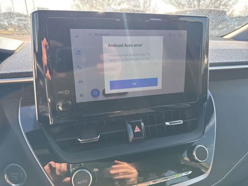 Used 2023 Toyota Corolla SE w/ SE Premium Package image 21