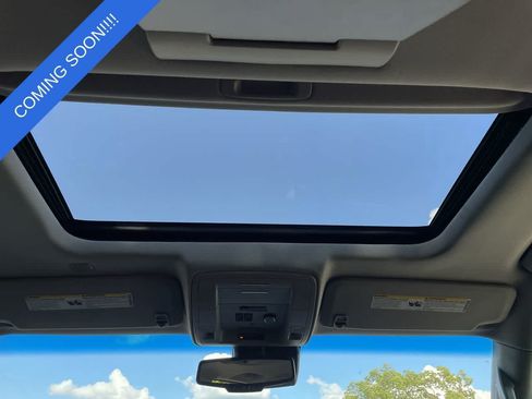 Used 2019 Chevrolet Suburban LT AWD/4WD image 22