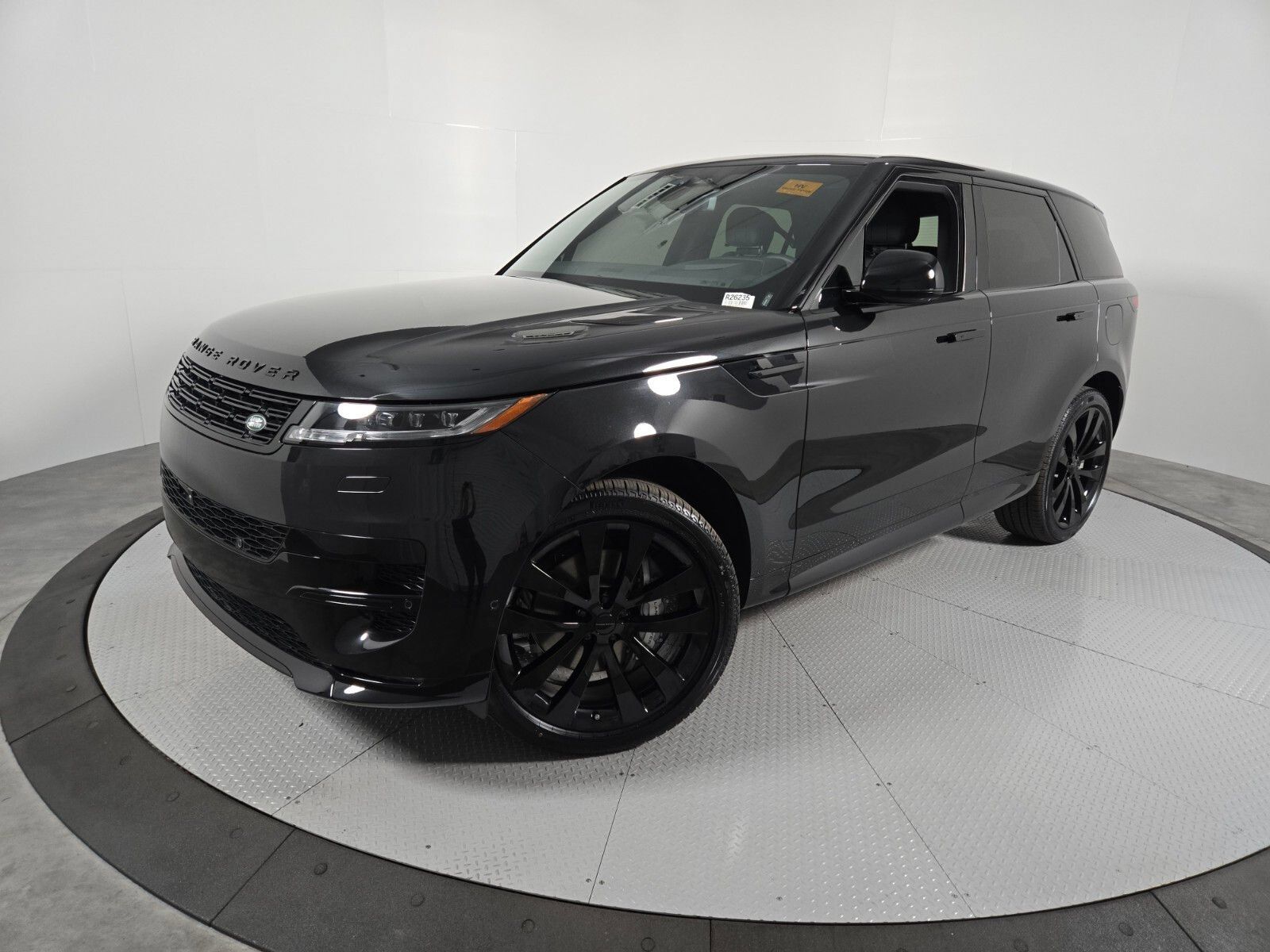 New 2026 Land Rover Range Rover Sport Dynamic SE AWD/4WD image 1