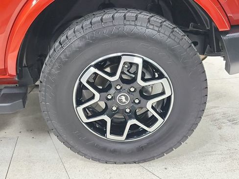 Used 2022 Ford Bronco Outer Banks AWD/4WD image 40