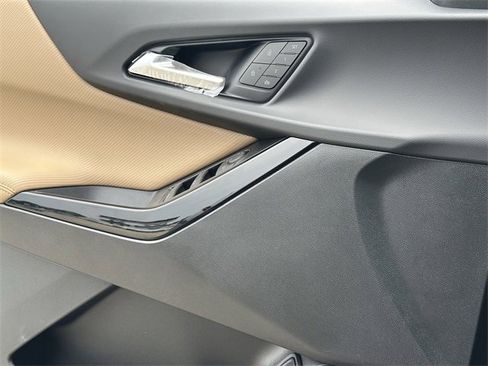 New 2026 Chevrolet Equinox ACTIV w/ Convenience Package III image 23